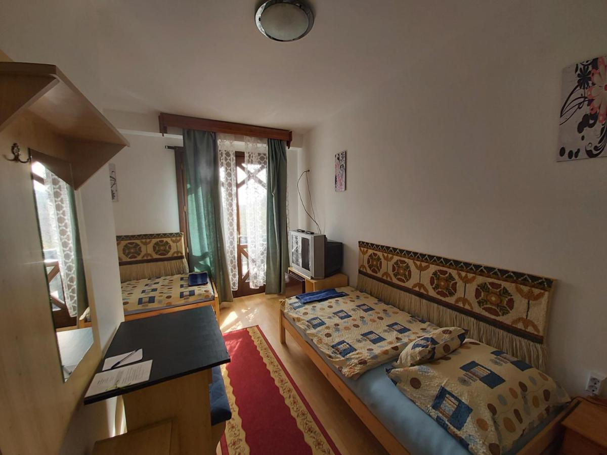 Valcsics Villa Panzio Peçuy Dış mekan fotoğraf